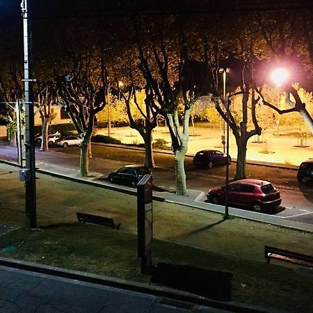 Bleu Lavande 1 - Appartement Cosy Ambiance Village อิสทร์ ภายนอก รูปภาพ