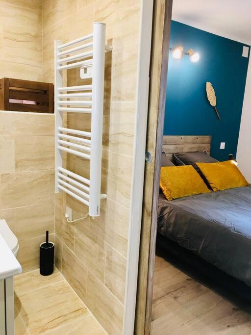 Bleu Lavande 1 - Appartement Cosy Ambiance Village อิสทร์ ภายนอก รูปภาพ